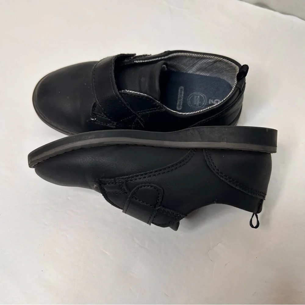 Wonder Nation Boy’s Black Dress Shoes with Velcro Straps Size 9